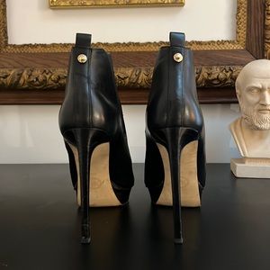 Leather Michael Kors Meadow Booties